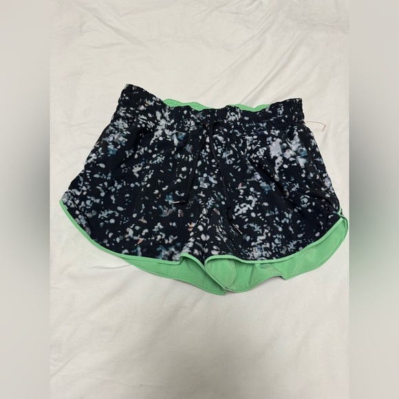 Lululemon Choose A Side Short *3" - Picture 5 of 9